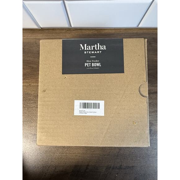 NEW Martha Stewart Pets Dog Bowl Cat Bowl Slow Feeder Slow Eating Green - Picture 6 of 8